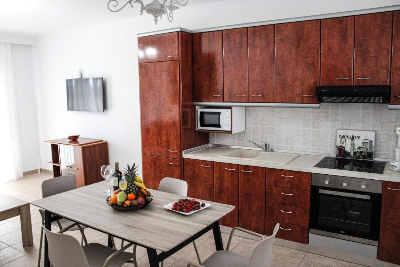 Toli Apartments Kallithea  Экстерьер фото