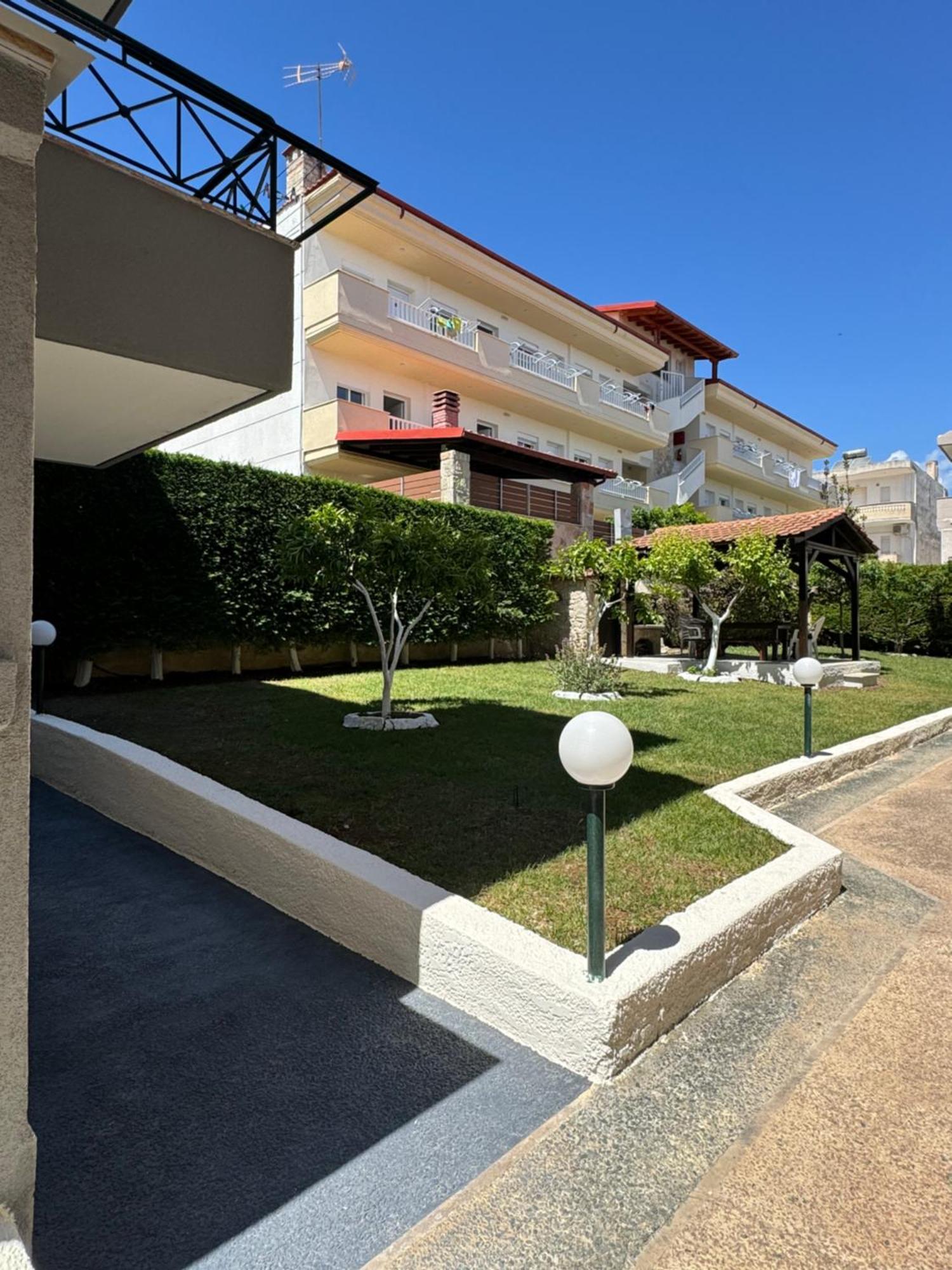 Toli Apartments Kallithea  Экстерьер фото
