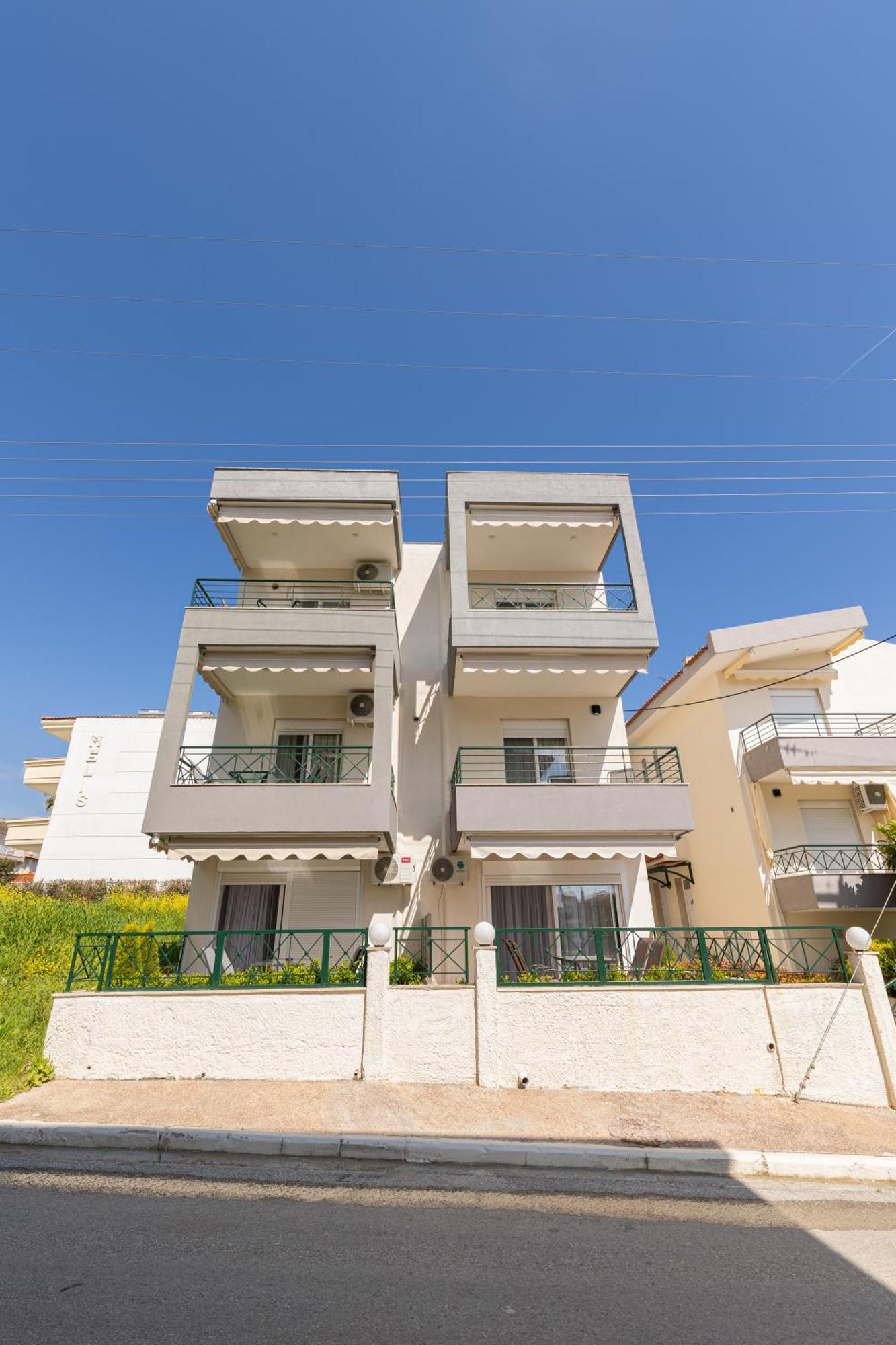 Toli Apartments Kallithea  Экстерьер фото